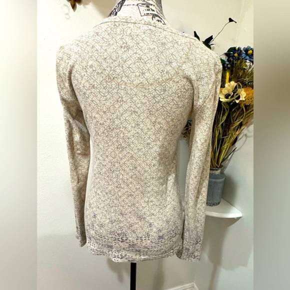Eddie Bauer Cream Patterned Henley Style Long Sleeve Thermal size Small - Picture 6 of 7